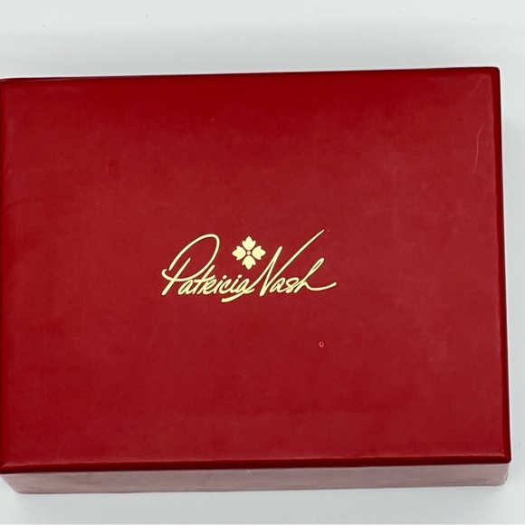 Patricia Nash Brown Embossed Leather Coin Purse - Picture 2 of 10